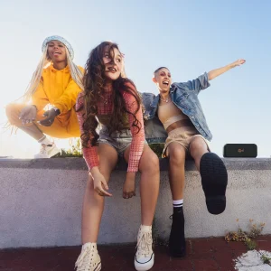 Klipsch-Nashville-portable-bluetooth-speaker-with-gen-z-cool-kids_2000x2000_2023-10-26-150348_bsvr
