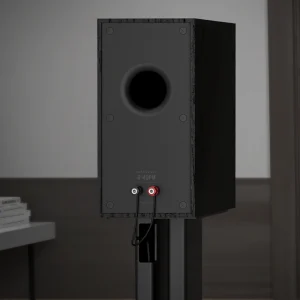 Speaker-Stands-Cords-Hidden_2000x2000
